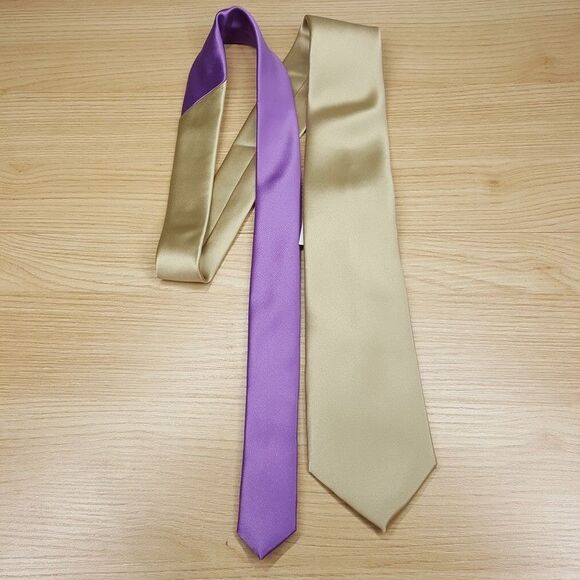 TAYION Mens Neck Tie Gold Purple Satin Colorblock Classic Pointed - Picture 1 of 6